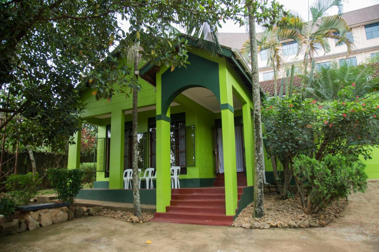The Greenhouse Kampala Ngoại thất bức ảnh